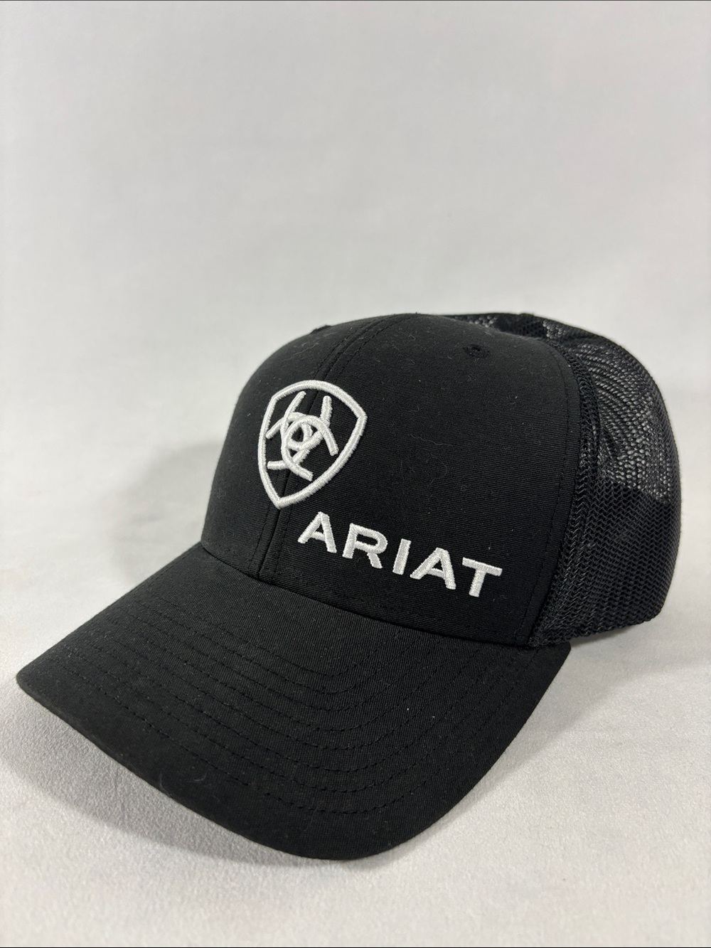 Ariat Shield Richardson 112 Trucker Snapback Cap One Size Black Good Condition